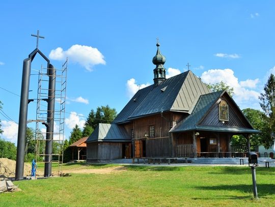 Powstaje nowa dzwonnica w parafii Tarnogród