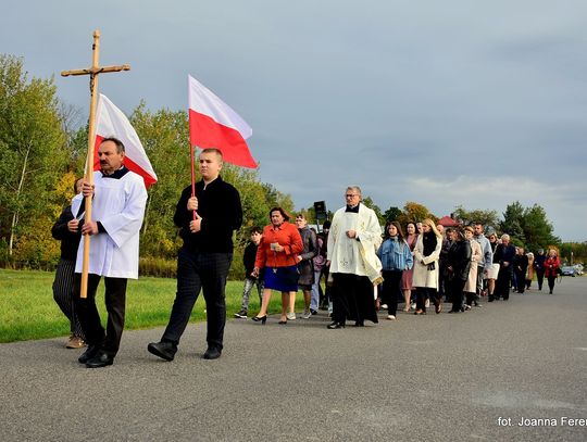 Procesja różańcowa w Starym Lipowcu