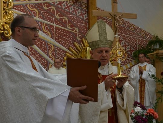 Relikwie św. Jana Pawła II w kościele MBKP w Zamościu