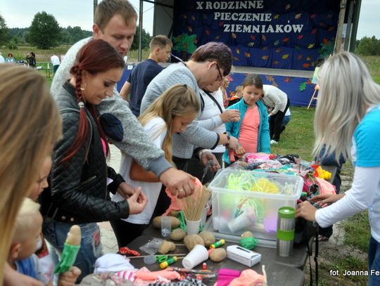 Rodzinne Pieczenie Ziemniaków w Gromadzie