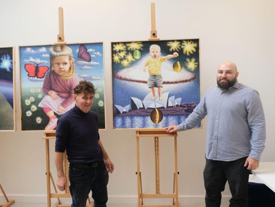 Sztuka sposobem radzenia sobie ze stresem - spotkanie z malarzem Robertem Gomułką
