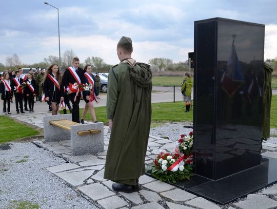 W Lubaczowie uczcili pamięć Ofiar Zbrodni Katyńskiej