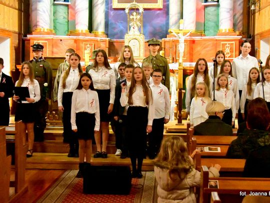 Wieczornica patriotyczna w Majdanie Starym