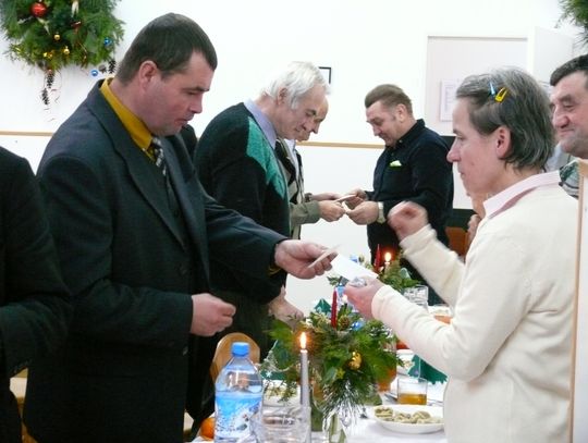 Wigilia, życzenia i kolędy w MOPS