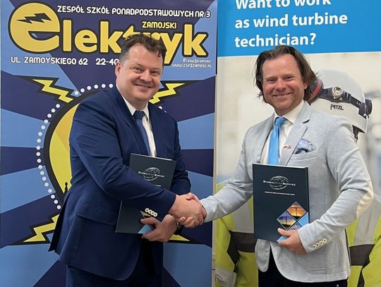 Współpraca szkoły z firmą z branży energetyki wiatrowej sformalizowana