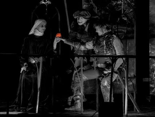 Wystawa „ Od ziarna do pixela” cz. I „Magia Teatru”.