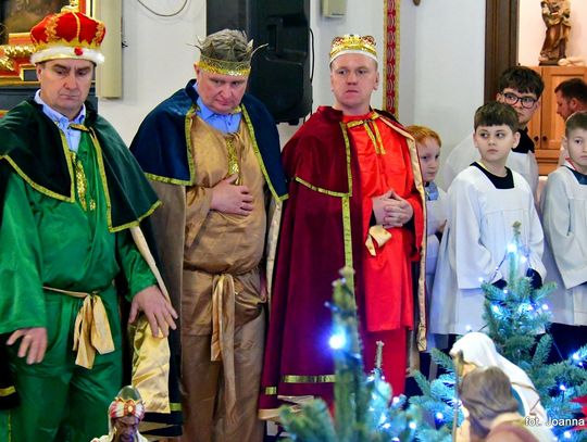 XIII Orszak Trzech Króli w Łukowej w nietypowej, wieczornej odsłonie