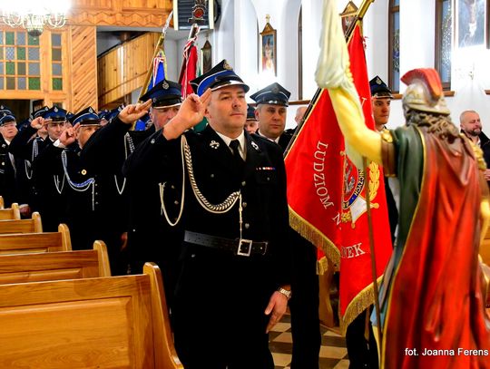 Zaduszki strażackie w Dąbrowicy