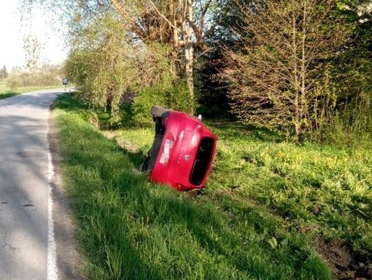 Zadzwonił na 112, że wjechał do rowu. Był nietrzeźwy