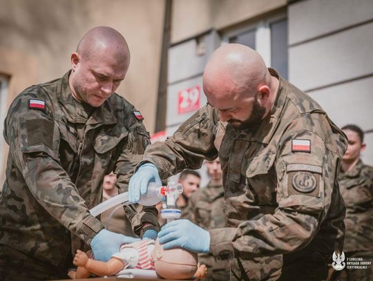 Zawsze gotowi, by ratować życie - żołnierze 2 LBOT na kursie KPP