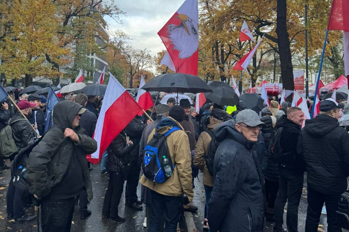 Rośnie napięcie wokół Trybunału Konstytucyjnego