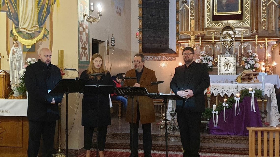 Basznia Dolna. Roratnia muzyka gregoriańska wybrzmiała w kościele parafialnym