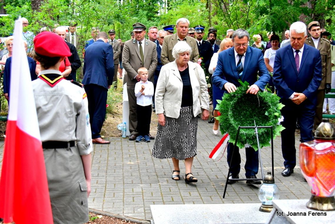 Biłgoraj. 78 rocznica mordu partyzantów w lesie na Rapach