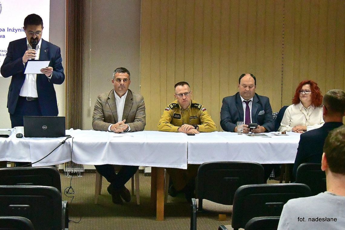 Biłgoraj. Inżynierowie budownictwa rozmawiali o inwestycjach i przepisach Biłgoraj. Inżynierowie budownictwa rozmawiali o inwestycjach i przepisach