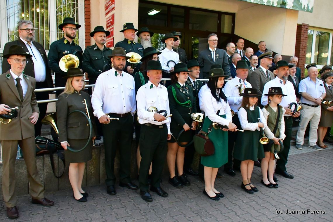 Biłgoraj. Jubileuszowe święto muzyki myśliwskiej w „Leśniku” Biłgoraj. Jubileuszowe święto muzyki myśliwskiej w „Leśniku”