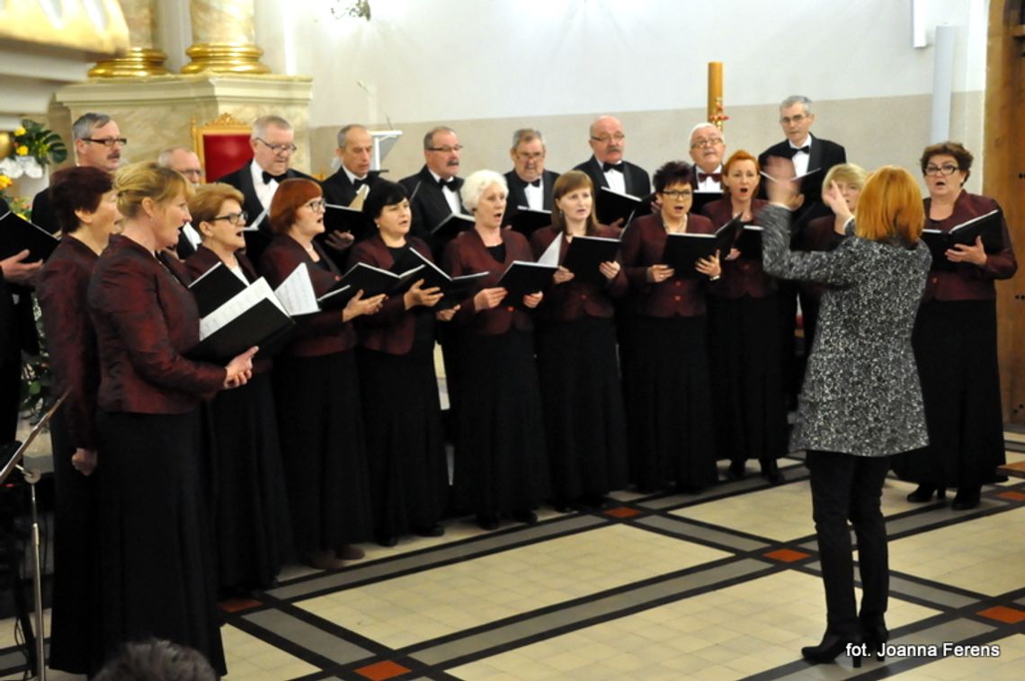 Biłgoraj. Koncert Cecyliański Muzyki Chóralnej