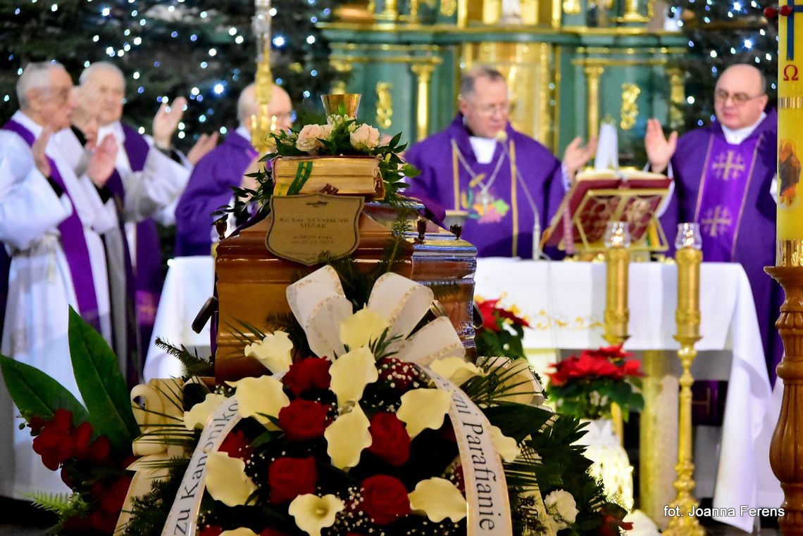 Biłgoraj. Msza św. żałobna za śp. ks. kan. Stanisława Mizaka