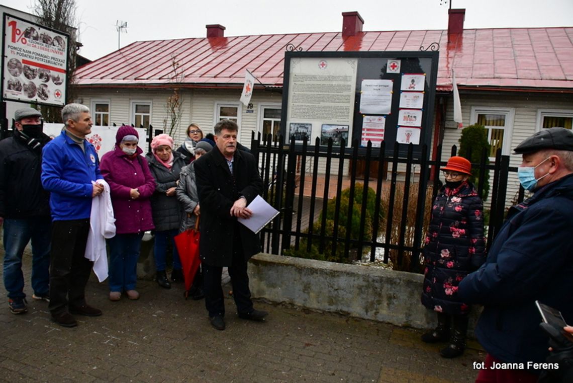 Biłgoraj. Odsłonięcie tablicy upamiętniającej budynek PCK