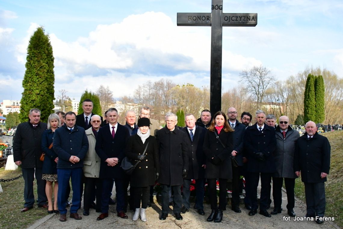 Biłgoraj. Pamięć o zbrodni katyńskiej i katastrofie smoleńskiej