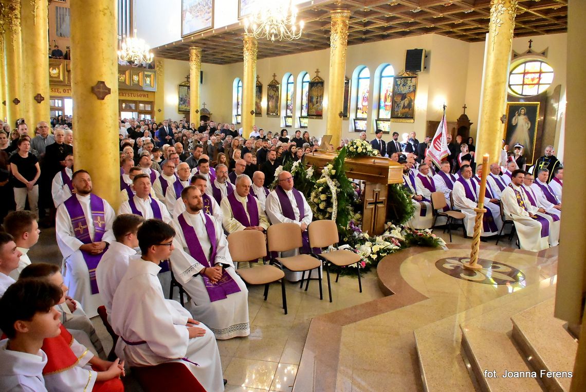 Biłgoraj. Pogrzeb śp. Grażyny Skakuj