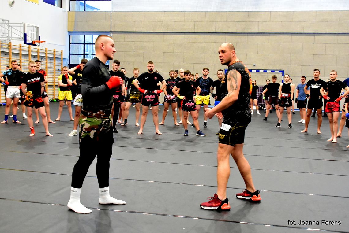 Biłgoraj. Seminarium kickboxingu z Tomaszem Sararą