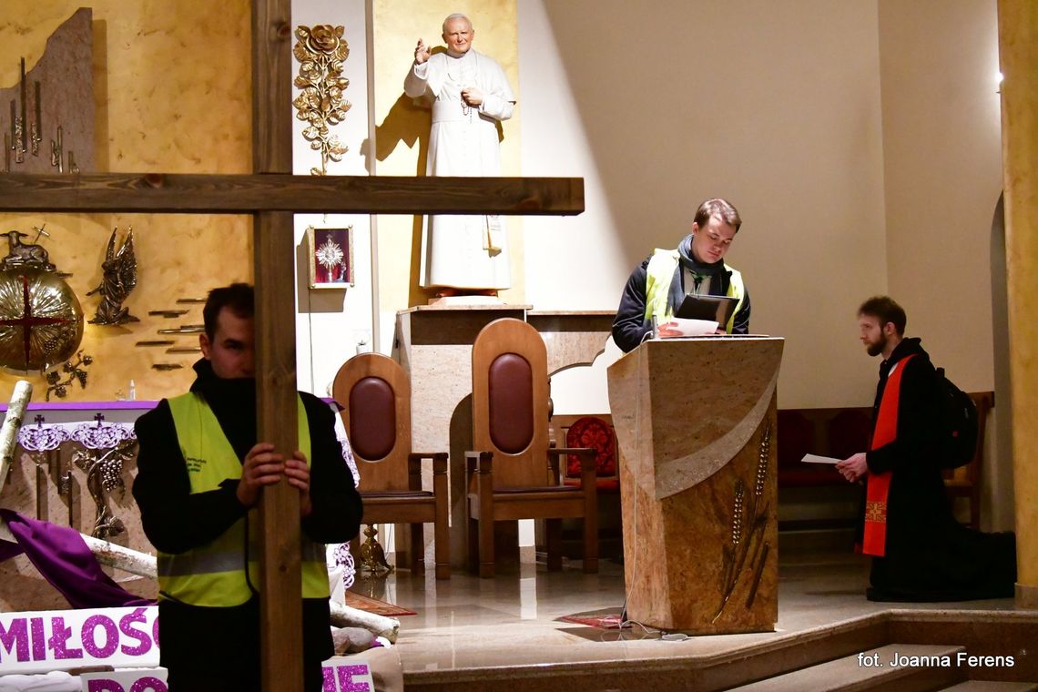 Biłgoraj. Skautowa Droga Krzyżowa Biłgoraj. Skautowa Droga Krzyżowa