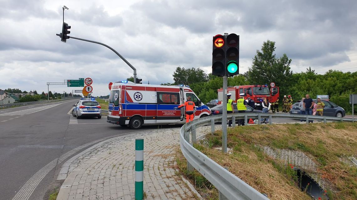 Chwila nieuwagi przyczyną zderzenia się osobowek