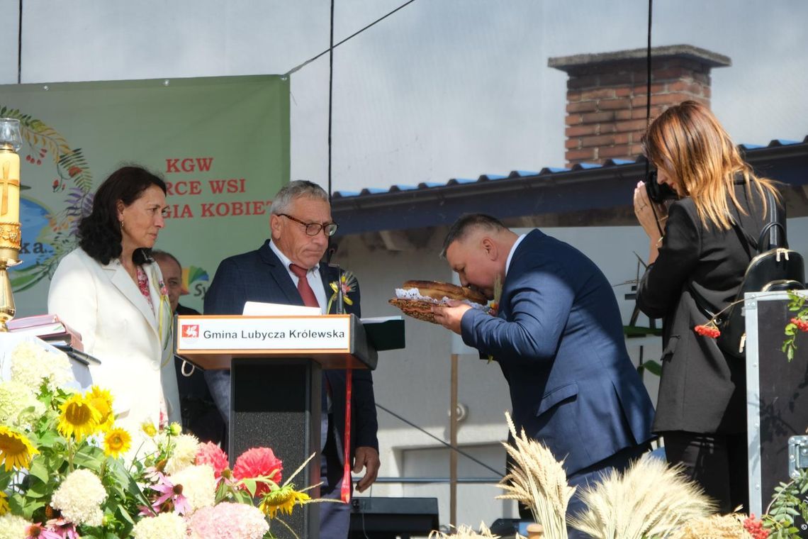 Dożynki gminno-parafialne w Rudzie Żurawieckiej