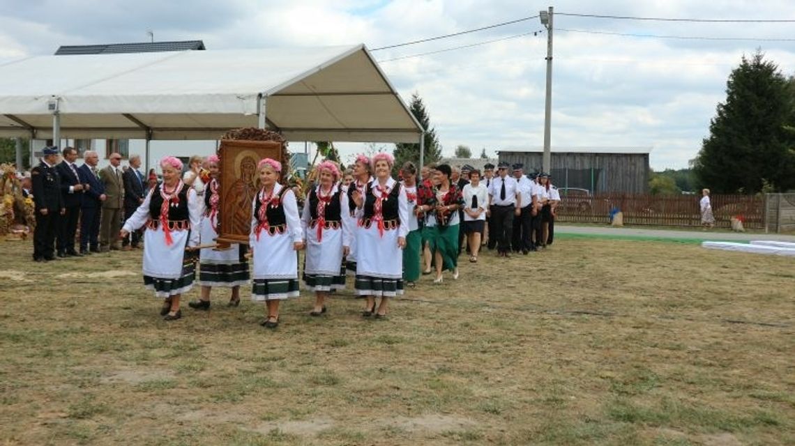 Dożynki Gminy Zamość i parafii Kosobudy