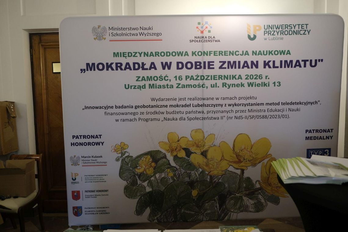 Dr hab. Teresa Wyłupek, dr hab. Sylwia Andruszak, Stanisław Grześko, Adam Wal, Julia Furtacz Dr hab. Teresa Wyłupek, dr hab. Sylwia Andruszak, Stanisław Grześko, Adam Wal, Julia Furtacz