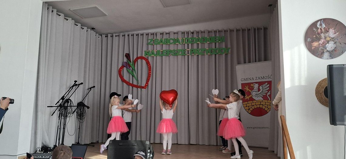 Dzień Babci i Dziadka w Skaraszowie