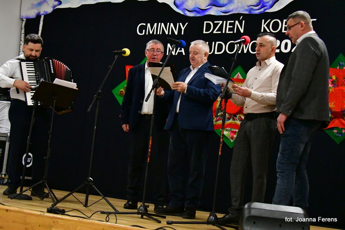 Gminny Dzień Kobiet w Starym Bidaczowie