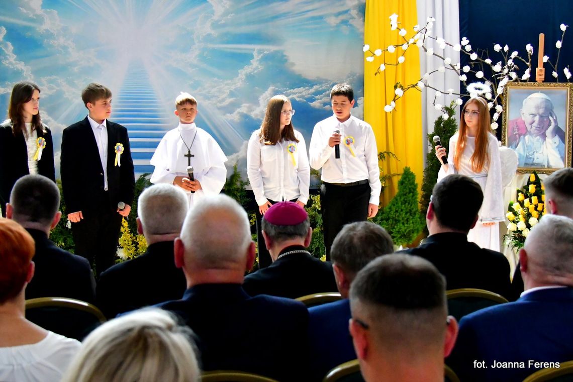 Jubileusze szkoły podstawowej w Łukowej