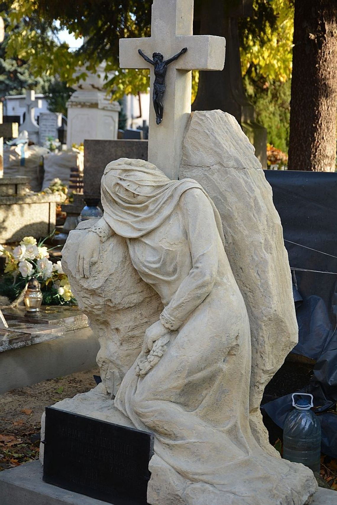 Kwesta na zamojskim cmentarzu