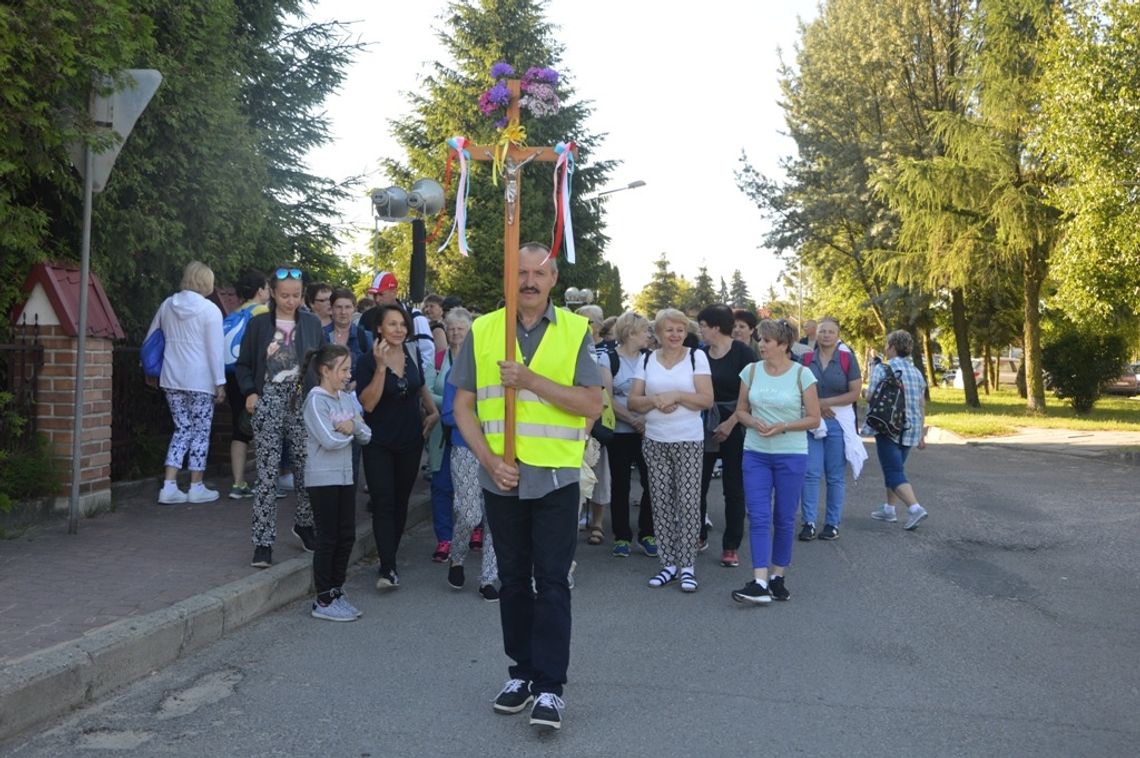 Lubaczowscy pątnicy pieszo uczcili św. Antoniego z Padwy