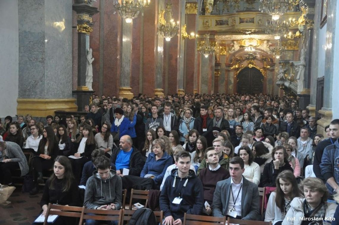 Maturzyści naszej diecezji na Jasnej Górze