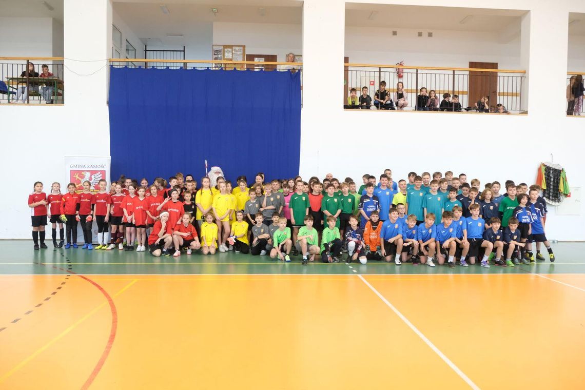 Mikołajkowy Turniej w piłkę nożną w Gminie Zamość