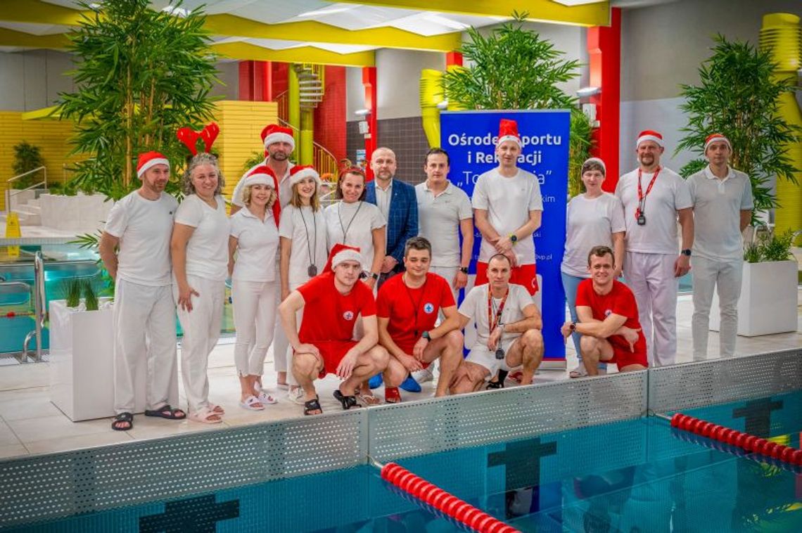 Na tomaszowskim basenie odbyły się Mikołajkowe Zawody Pływackie