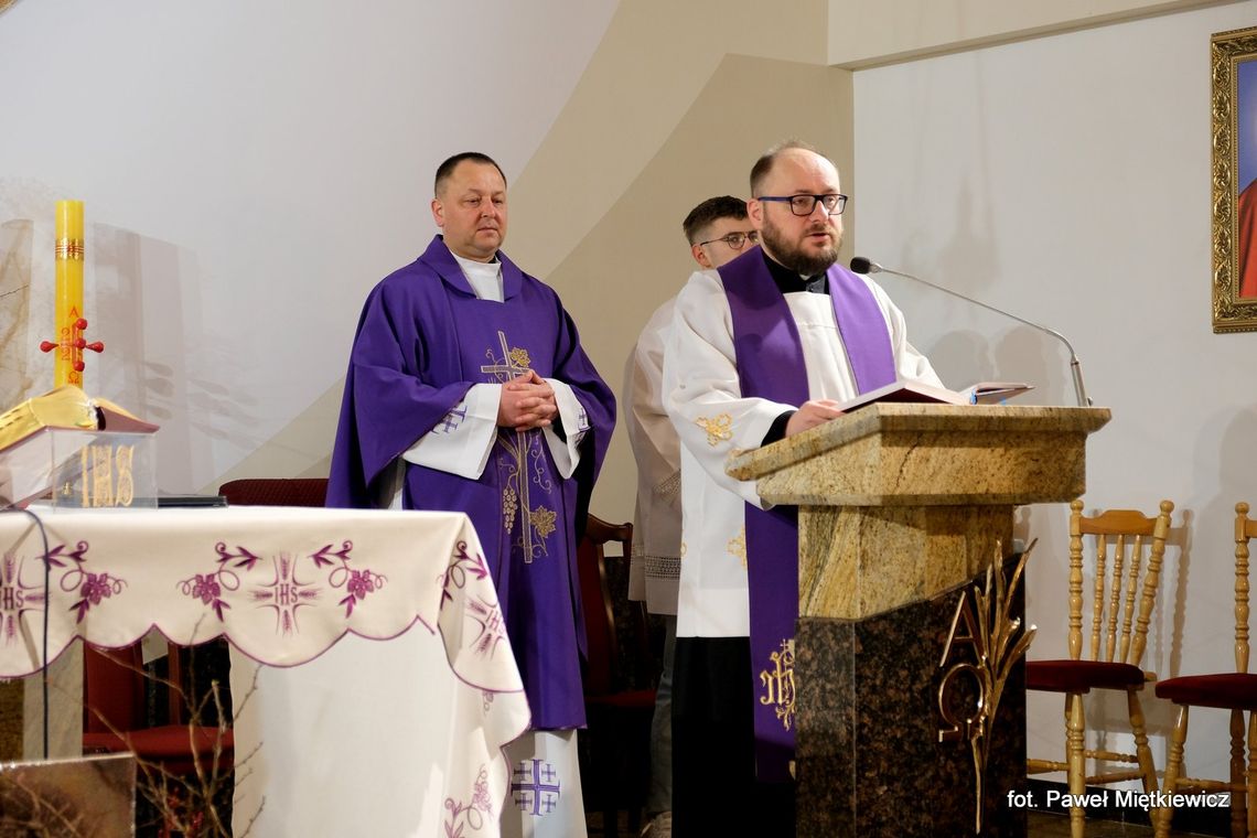 Niedziela Radiowa w parafii w Gromadzie