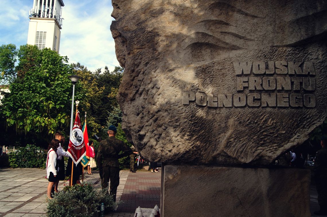 Obchody upamiętniające ofiary II wojny światowej w Tomaszowie