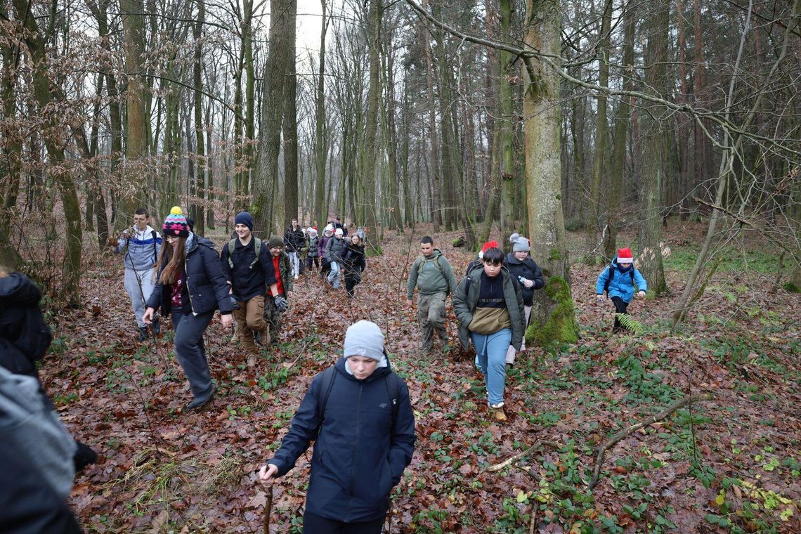 Odbył się rajd pieszy z Mikołajem w Gminie Zamość