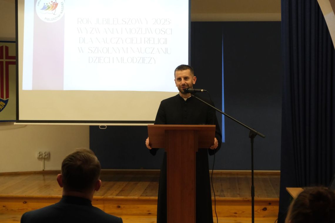 Odbyło sie sympozjum jubileuszowe w szkole katolickiej w Zamościu Odbyło sie sympozjum jubileuszowe w szkole katolickiej w Zamościu