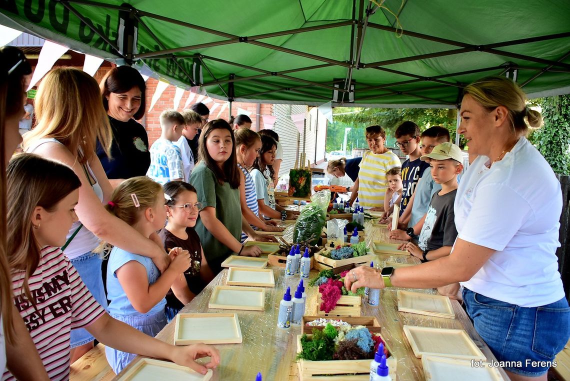 Piknik sportowy w Smólsku Dużym Piknik sportowy w Smólsku Dużym