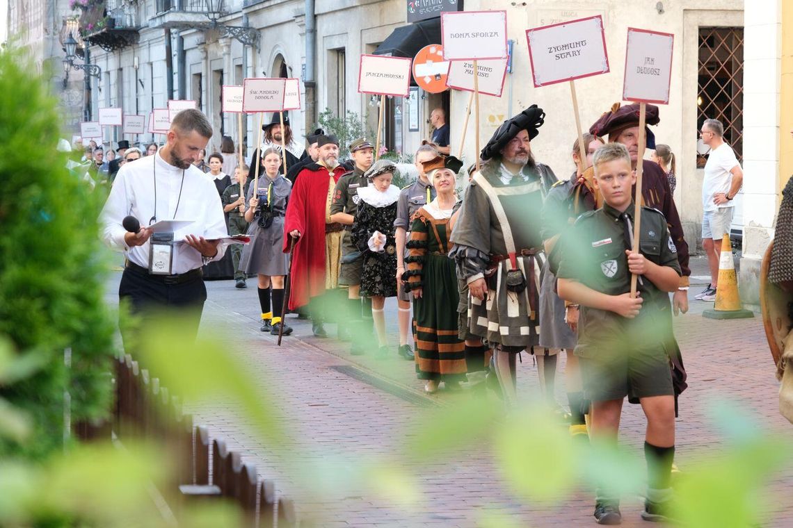 Po raz pierwszy ulicami Zamościa przeszedł "Orszak Dziejów"