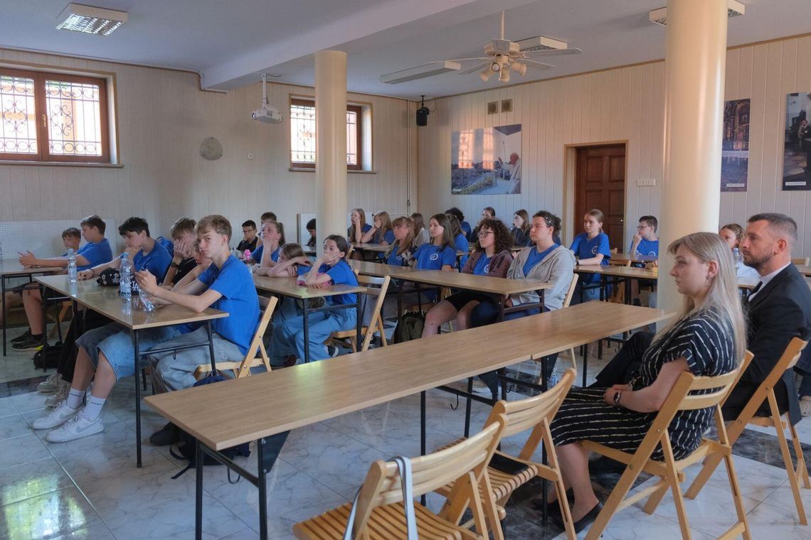 Podsumowanie projektu „Młodzieżowa Akademia Społecznej Aktywności” Podsumowanie projektu „Młodzieżowa Akademia Społecznej Aktywności”