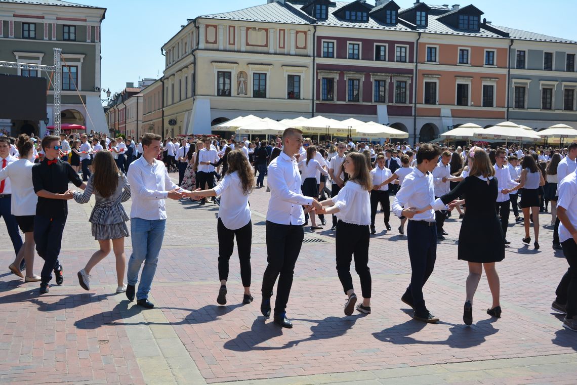 Rekordowy Polonez na Rynku Wielkim 