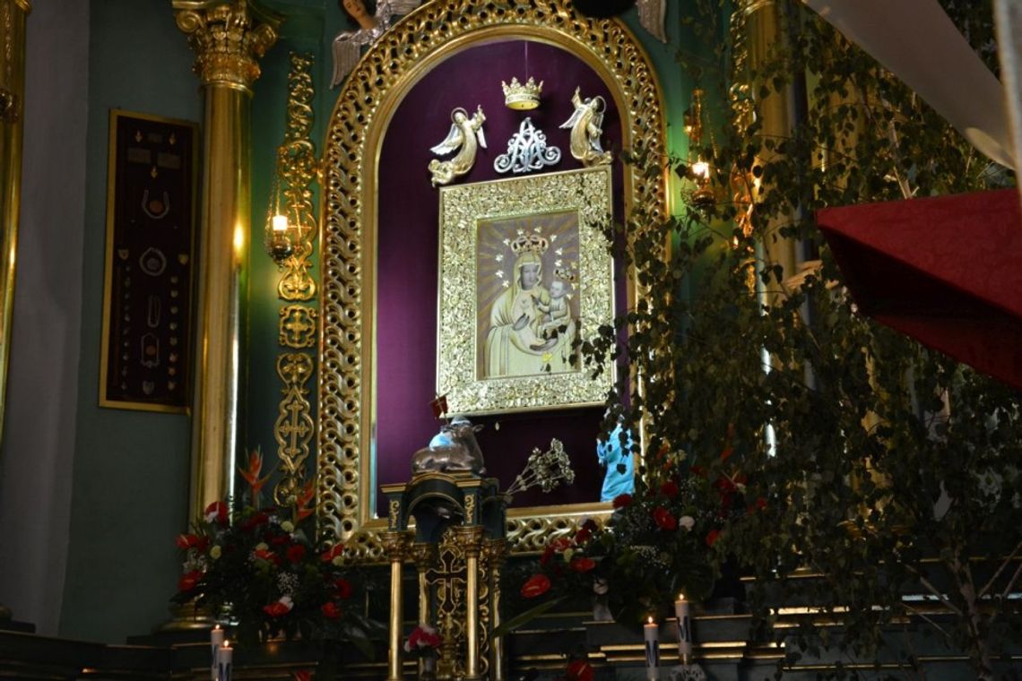Sanktuarium Matki Bożej Szkaplerznej w Nabrożu