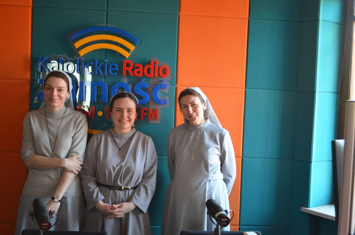 Siostry ze Zgromadzenia Franciszkanek Misjonarek Maryi w Łabuniach 