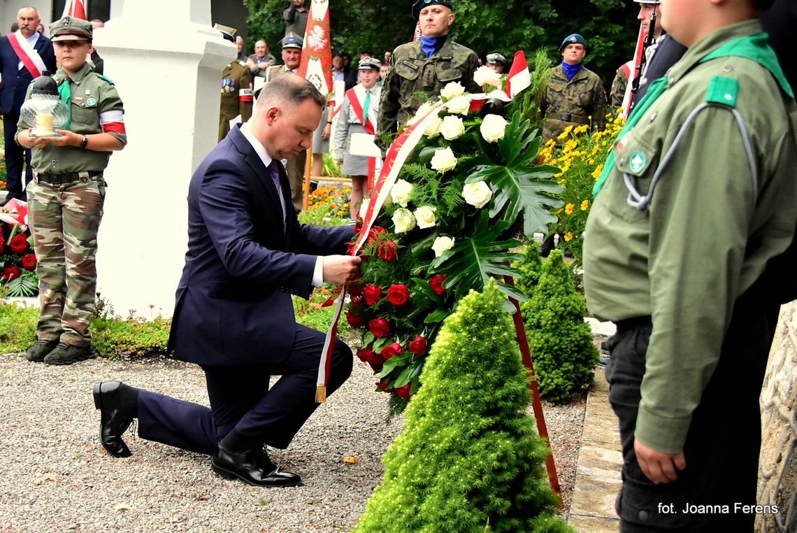 Sochy. Prezydent RP na cmentarzu wojennym