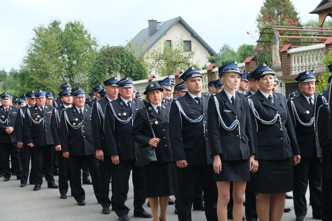 Strażacy pielgrzymowali do Krasnobrodu